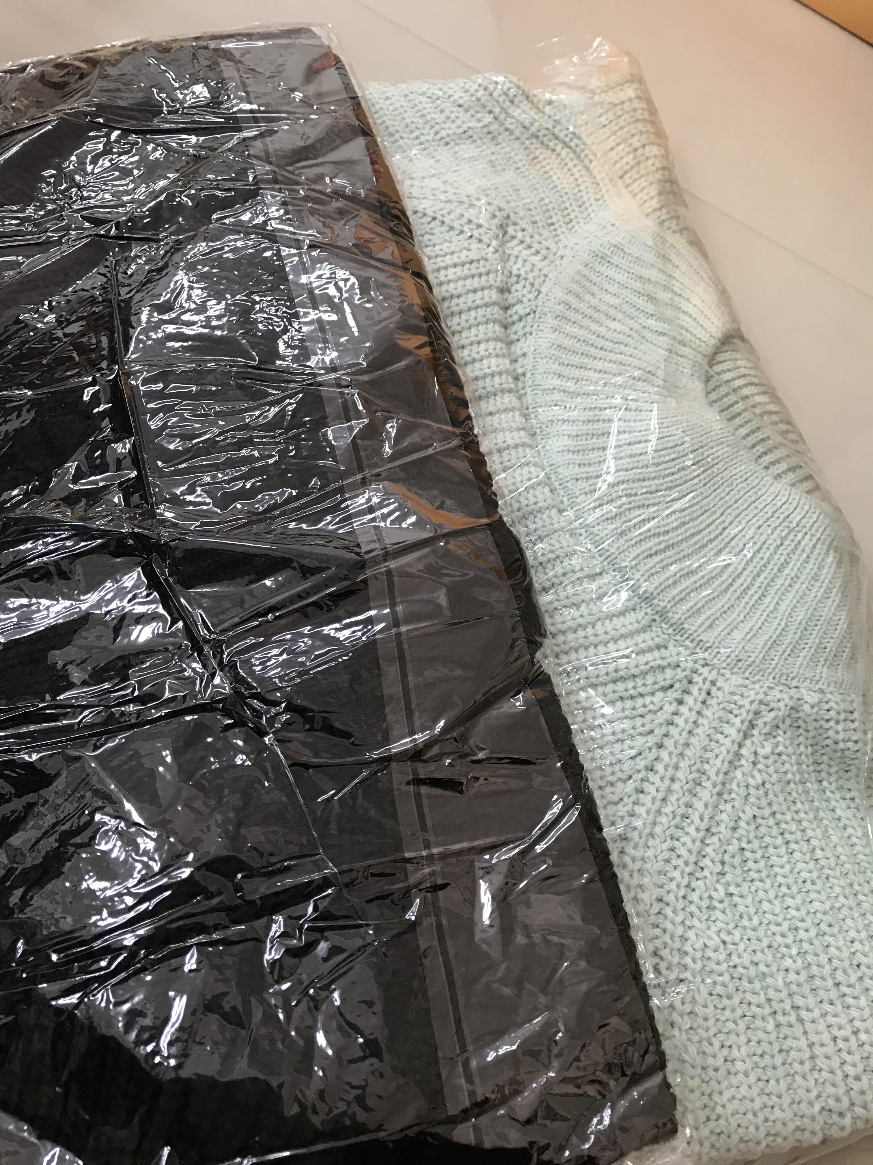 เสื้อไหมพรมตัวโคล่ง Sweater เกาหลีฝุดๆ ยืดได้เยอะ พร้อมส่ง งานจริงในภาพที่สอง เขียว,ดำ