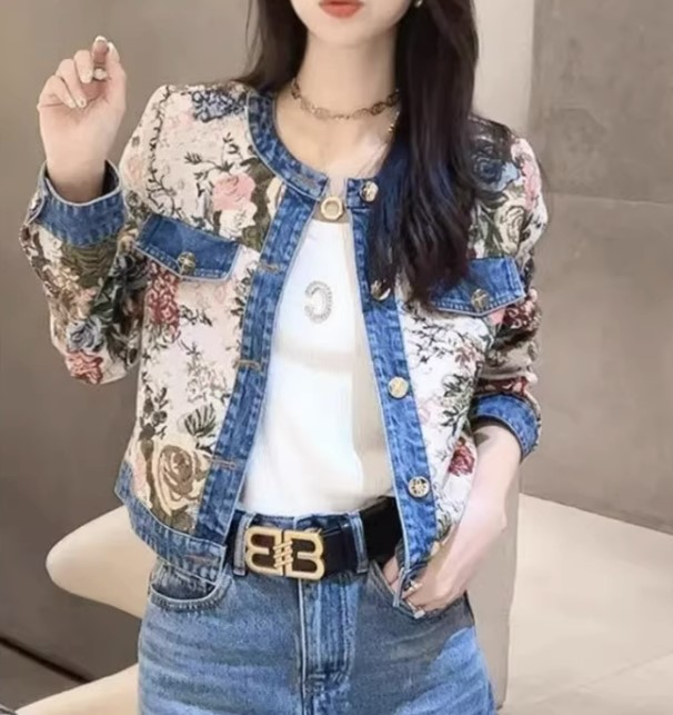 เสื้อยีนส์ Jacket ยีนส์ ผู้หญิง แบบมีลาย เสื้อแจ็คเก็ตยีนส์ ลาย ดอกกุหลาบ แบบสาวหวาน ปนเท่ เสื้อยีนส์ แขน 4 ส่วน 287550