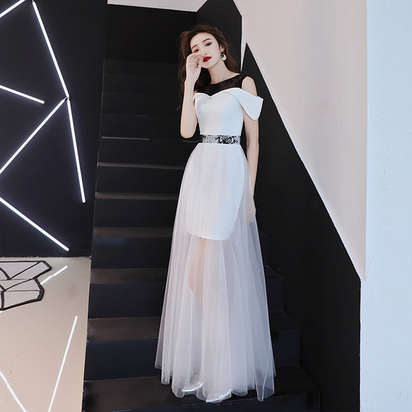 ชุดราตรี ชุดออกงาน ดีไซน์หรู แบรนด์ Angel