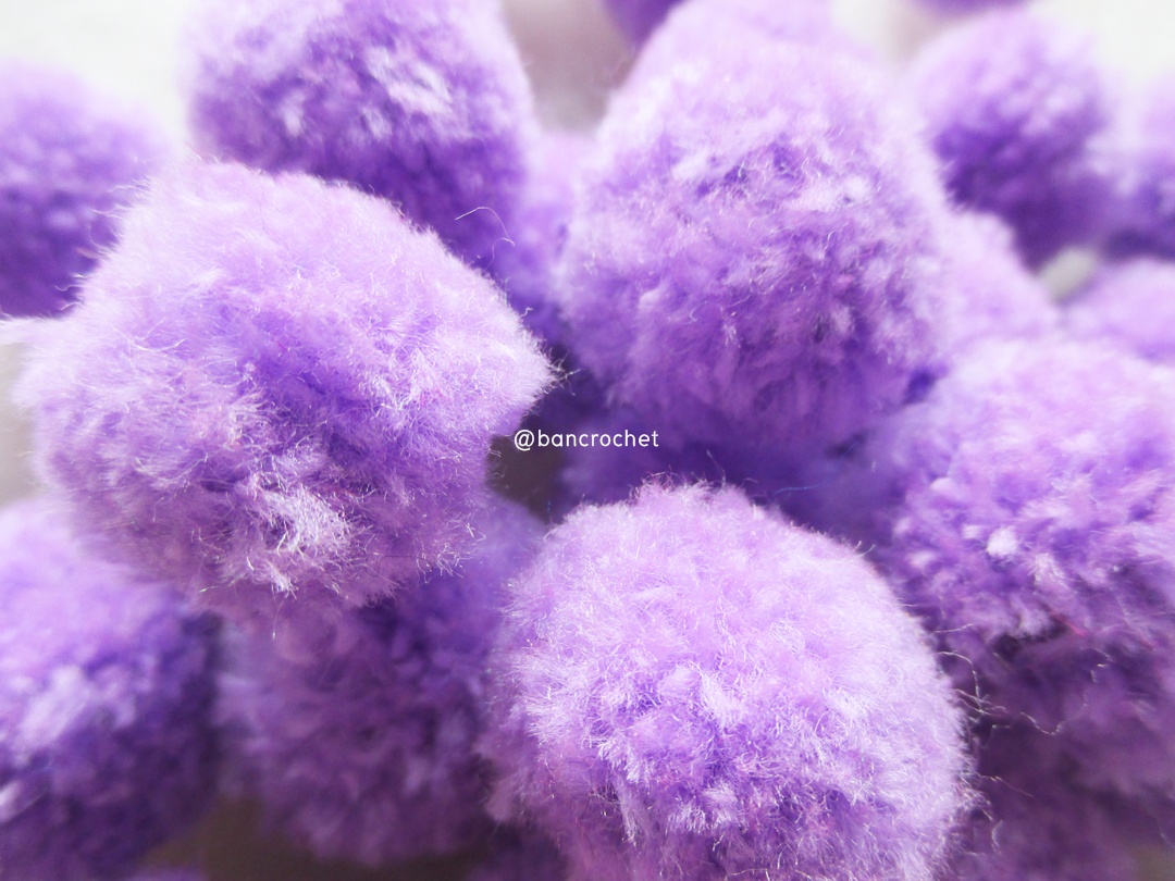 ปอมปอมไหมพรม ขนาด 2.5-3 ซม pom poms crochet ม่วงอ่อน 2.5-3 ซม.