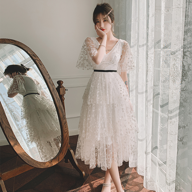 ชุดราตรี ชุดราตรีสวยหรู แบบ ทันสมัย Evening dress