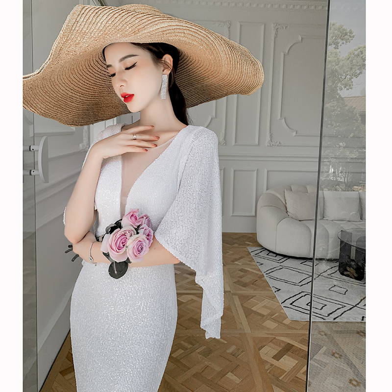 ชุดราตรี ชุดราตรีสวยหรู แบบ ทันสมัย Evening dress