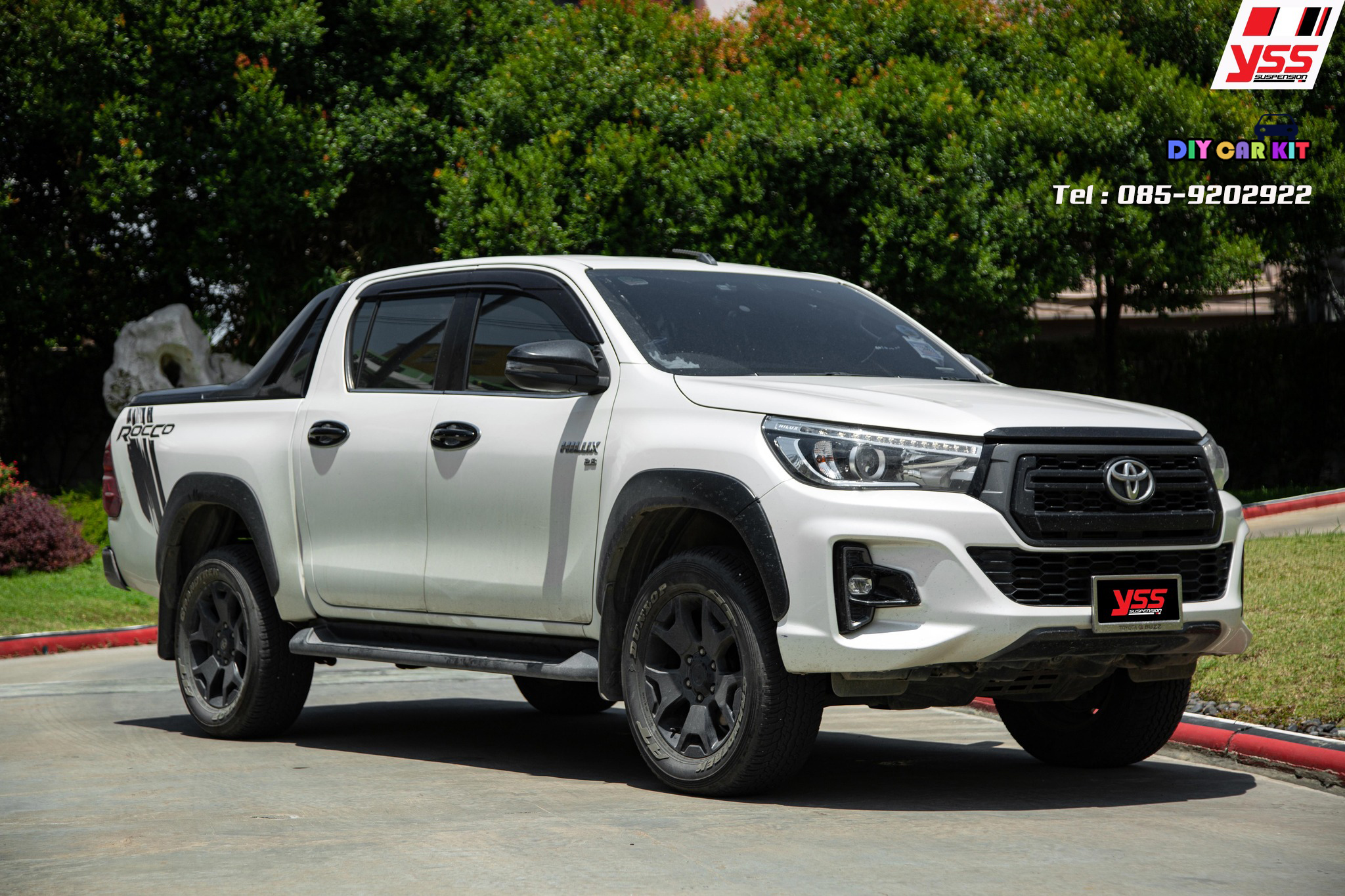 โช๊คอัพ Monotube สปริง YSS รุ่น E-series รถ Toyota Revo ปี15-24 Prerunner / 4x4