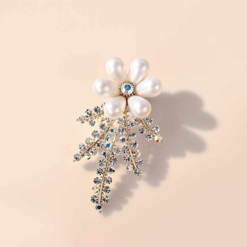 เข็มกลัด เข็มกลัดสวยๆ เข็มกลัดติดเสื้อ Brooch