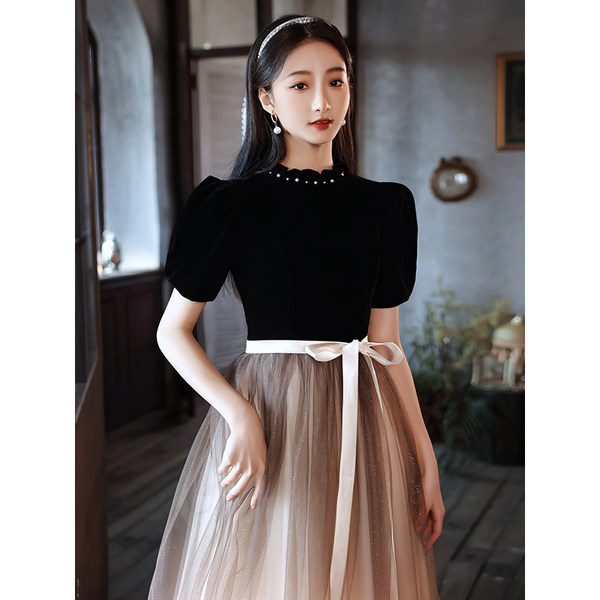 ชุดราตรี ชุดราตรีสวยหรู แบบ ทันสมัย Evening dress
