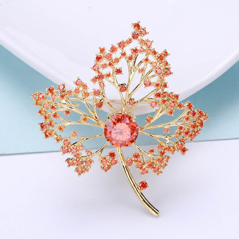 เข็มกลัด เข็มกลัดสวยๆ เข็มกลัดติดเสื้อ Brooch