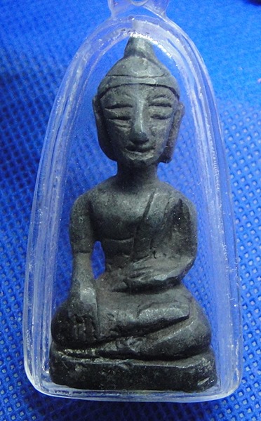 พระเชียงรุ้ง