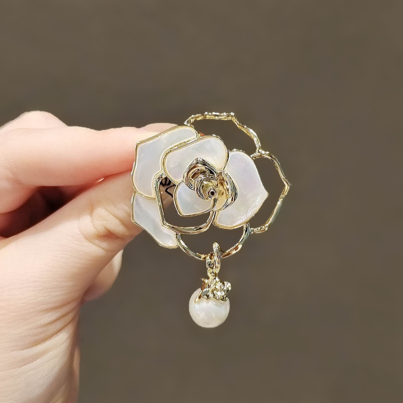 เข็มกลัด เข็มกลัดสวยๆ เข็มกลัดติดเสื้อ Brooch