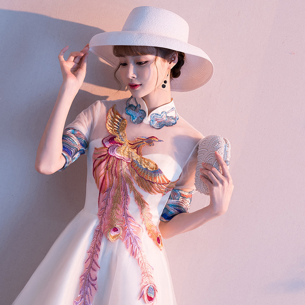 ชุดราตรี ชุดราตรีสวยหรู แบบ ทันสมัย Evening dress