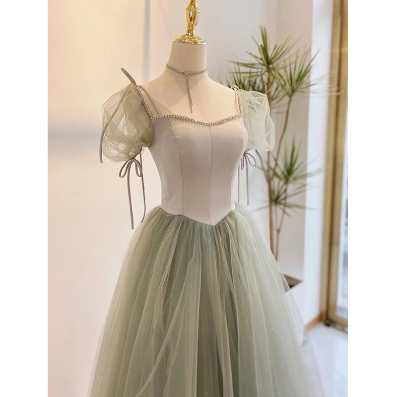 ชุดราตรี ชุดราตรีสวยหรู แบบ ทันสมัย Evening dress