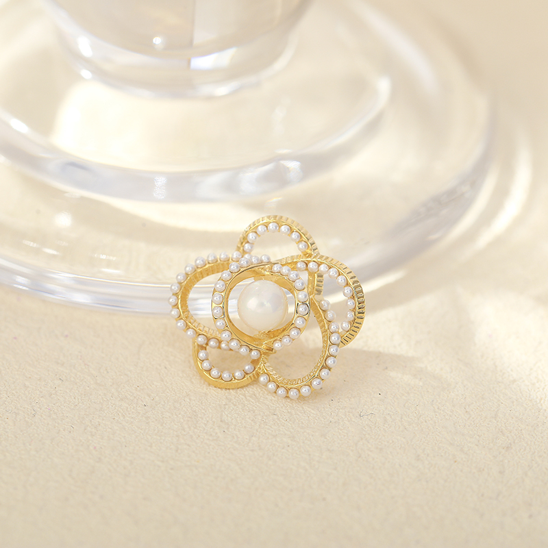 เข็มกลัด เข็มกลัดสวยๆ เข็มกลัดติดเสื้อ Brooch