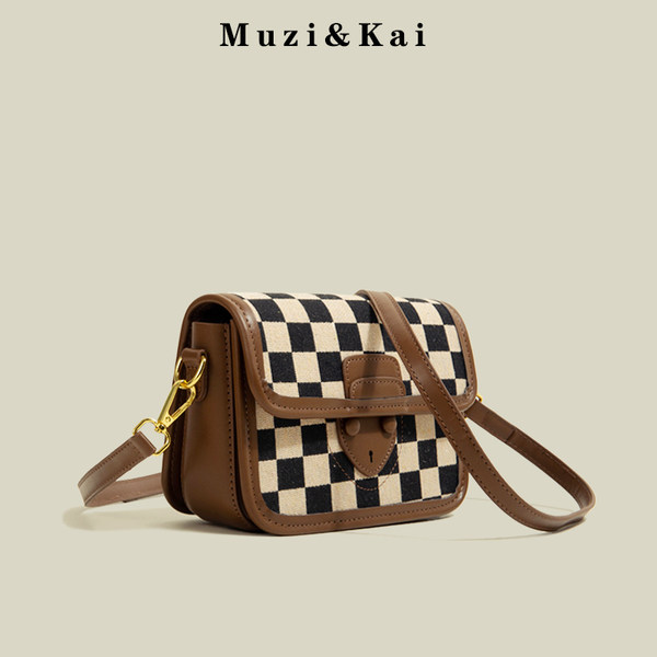 กระเป๋าสะพายข้างผู้หญิง กระเป๋าสะพายสไตล์เกาหลี By Muzi&Kai