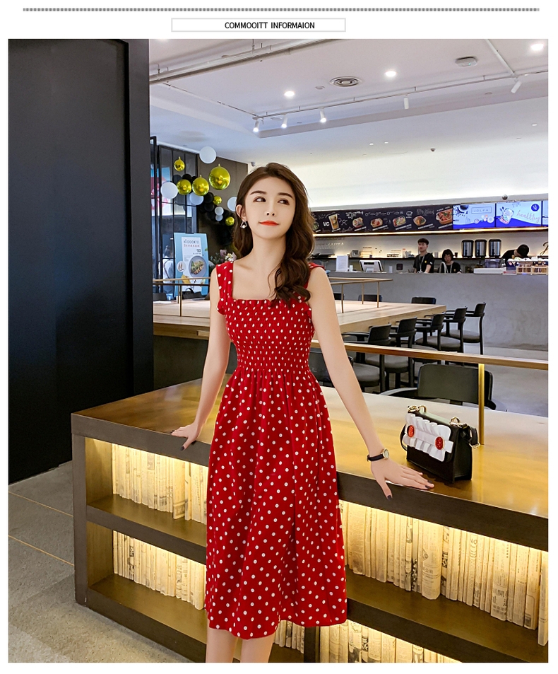 Dress4596 เดรสยาวลายจุดสม็อคช่วงอกและเอว ผ้าชีฟองทึบแสงเนื้อดีนุ่มใส่สบาย งานน่ารักใส่เก๋ๆ ได้บ่อย ทรงนี้มีติดตู้ไว้ใส่ได้เรื่อยๆ เลยจ้า มี 2 สี ดำ, แดง