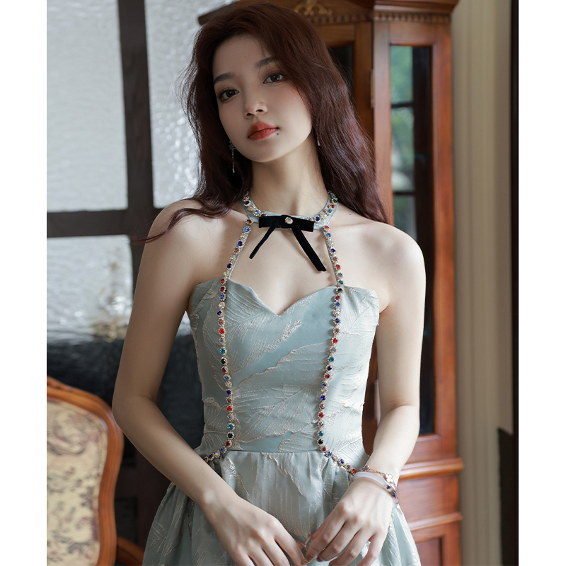 ชุดราตรี ชุดราตรีสวยหรู แบบ ทันสมัย Evening dress