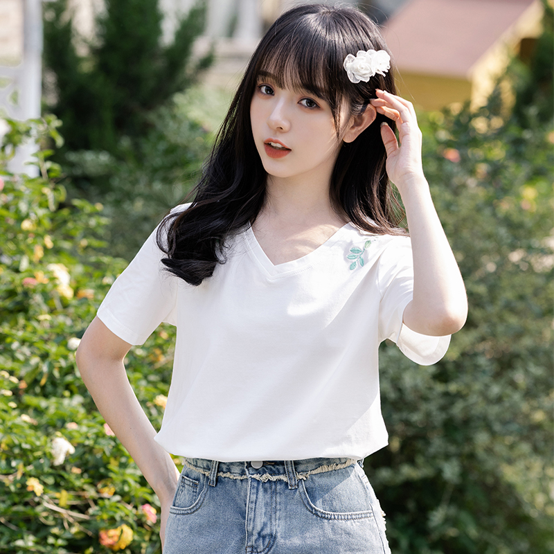 เสื้อผ้าวัยรุ่นเกาหลี เสื้อยืดวัยรุ่นผู้หญิง มีขนาด S M L XL
