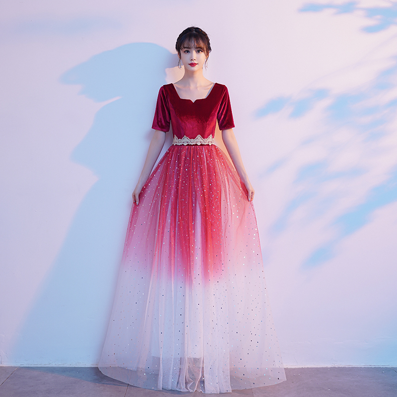 ชุดราตรี ชุดราตรีสวยหรู แบบ ทันสมัย Evening dress