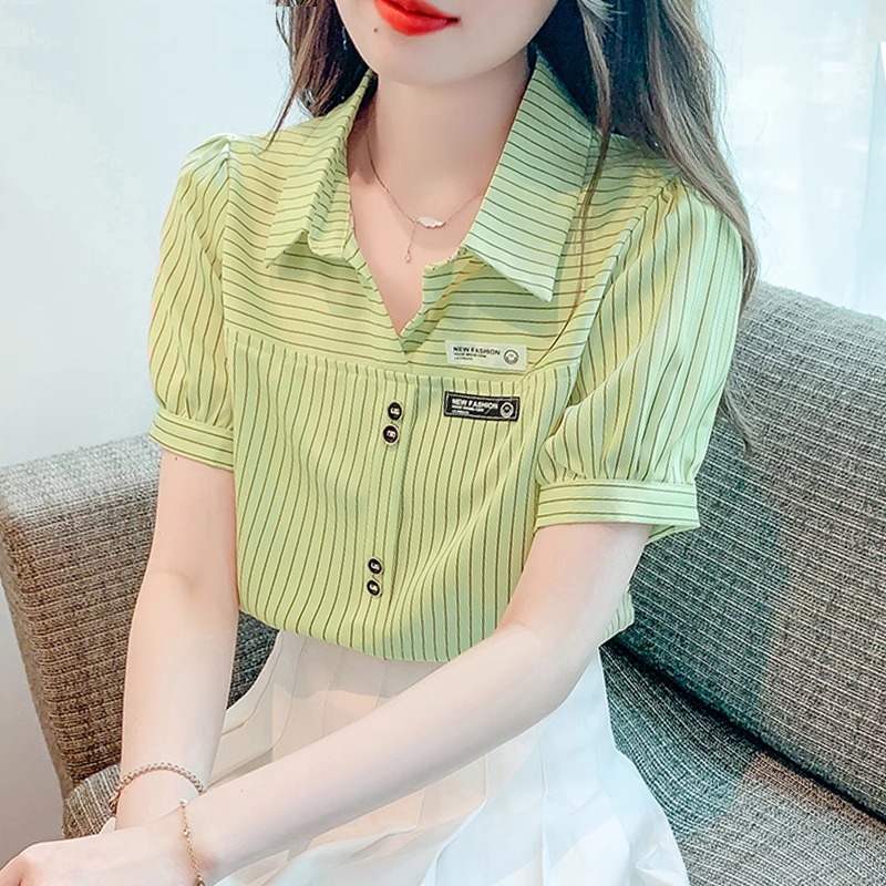 เสื้อเชิ้ตผู้หญิงใส่ทํางาน 390 บาทต่อชิ้น ฟรีค่าจัดส่ง