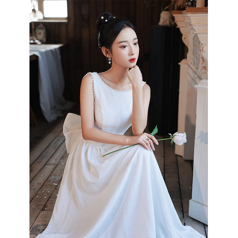 ชุดราตรี ชุดราตรีสวยหรู แบบ ทันสมัย Evening dress