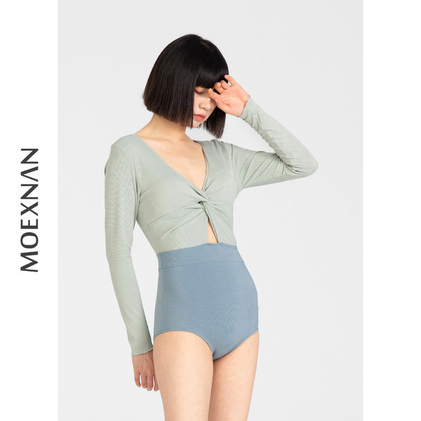 ชุดว่ายน้ำผู้หญิง ชุดว่ายน้ำน่ารัก Bikini ชุดไปทะเล