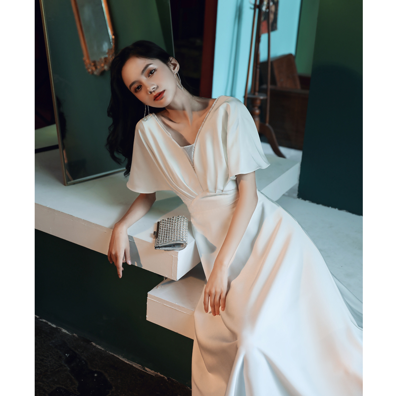 ชุดราตรี ชุดราตรีสวยหรู แบบ ทันสมัย Evening dress