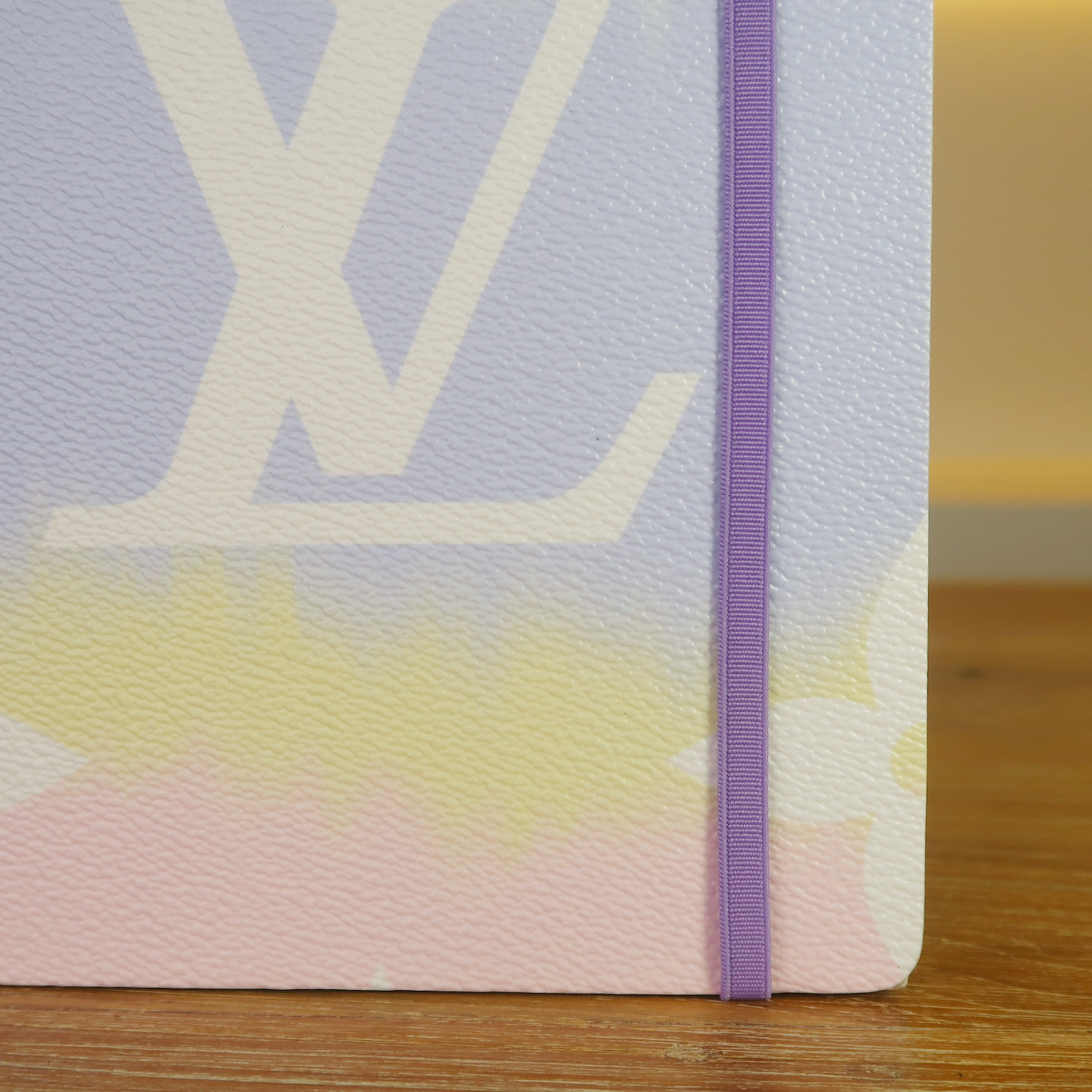 Louis Vuitton Giant Monogram Pastel Escale Note Book