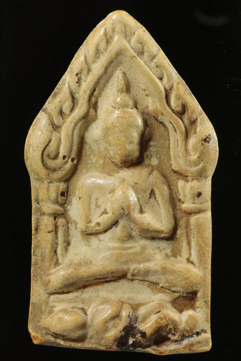 พระขุนแผนหลังยันต์ หลวงพ่อกวย