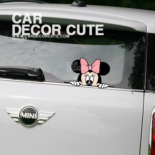 MINNIE MOUSE - สติกเกอร์ตกแต่งรถยนต์ลายมินนี่เมาส์แอบ ขนาด 24 X 14 CM