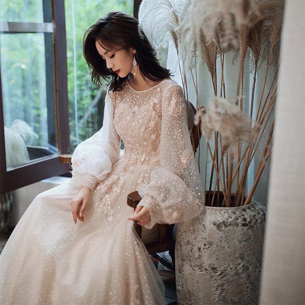 ชุดราตรี ชุดราตรีสวยหรู แบบ ทันสมัย Evening dress