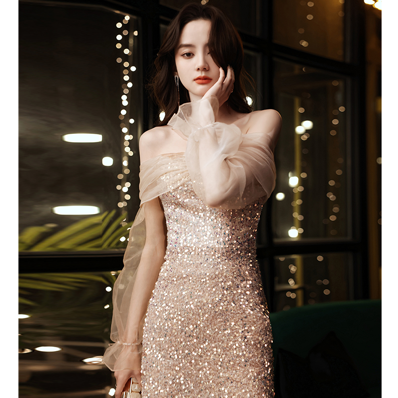 ชุดราตรี ชุดราตรีสวยหรู แบบ ทันสมัย Evening dress