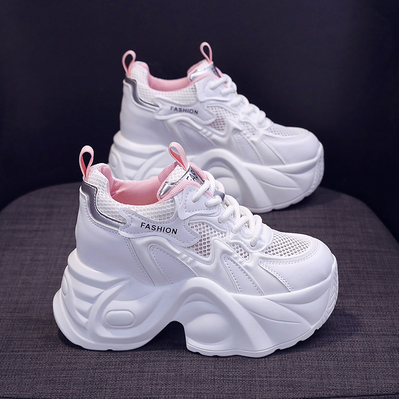 รองเท้าผ้าใบเสริมส้นสูง ไซต์35-39 สนใจทักแชท ฟรีค่าส่ง!