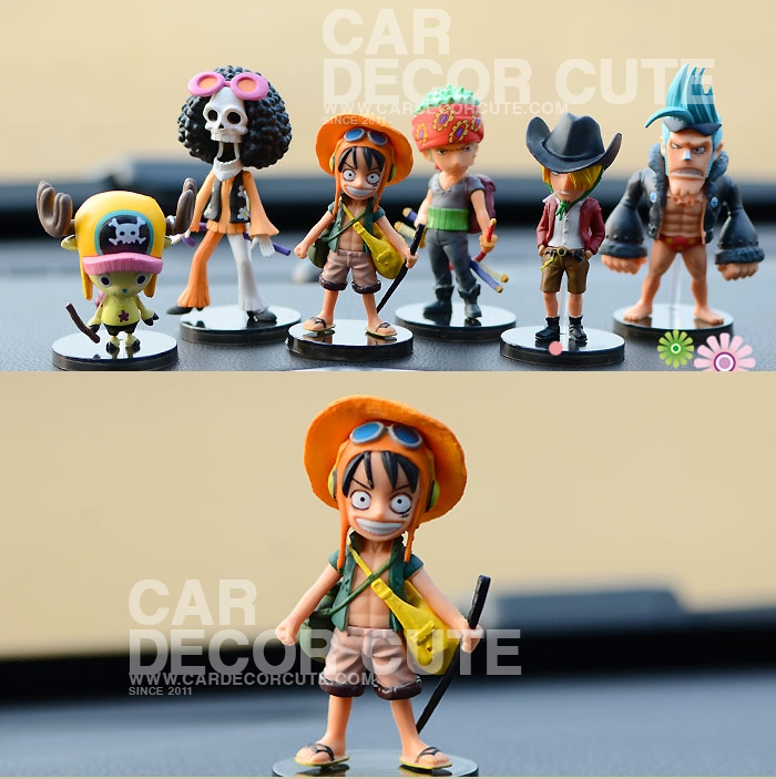 คละแบบ - ตุ๊กตาเซ็ต one piece chopper 6 ชิ้น