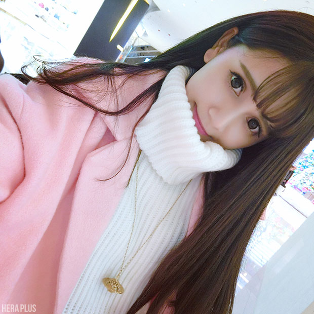 โค้ททรงโคล่ง สำหรับสาวขี้หนาว หรือชอบใส่เสื้อไหมพรมหนาๆ ข้างใน ทรงนี้เหมาะมากค่า สวมทับก็ดูหวานขึ้นมาทันตาเห็นน พร้อมส่งเลยน้าา pink