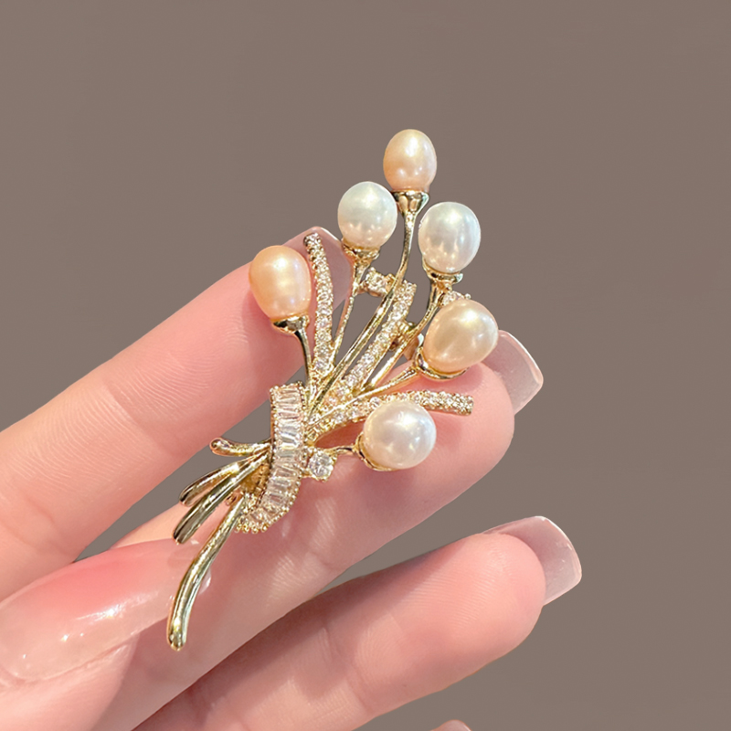 เข็มกลัด เข็มกลัดสวยๆ เข็มกลัดติดเสื้อ Brooch