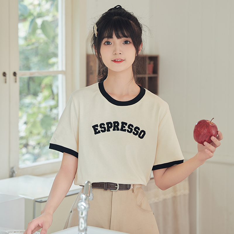 เสื้อผ้าวัยรุ่นเกาหลี เสื้อยืดวัยรุ่นผู้หญิง มีขนาด S M L XL