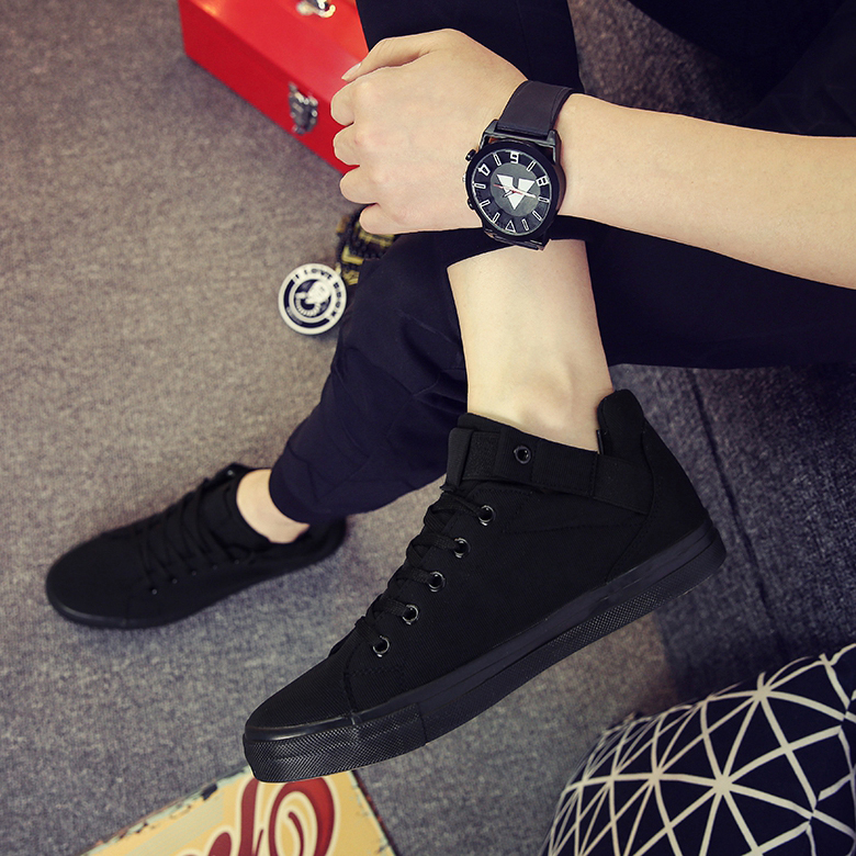 รองเท้าผู้ชายแฟชั่น กรุณาติดต่อเช็คสต็อกก่อนสั่งที่LINE:@preorderpc
