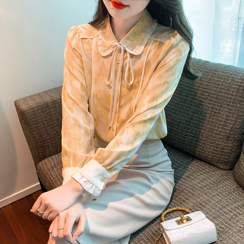 เสื้อเชิ้ตผู้หญิงใส่ทํางาน 390 บาทต่อชิ้น ฟรีค่าจัดส่ง