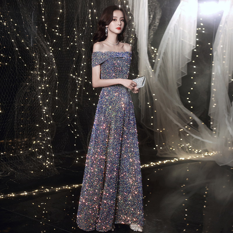 ชุดราตรี ชุดราตรีสวยหรู แบบ ทันสมัย Evening dress