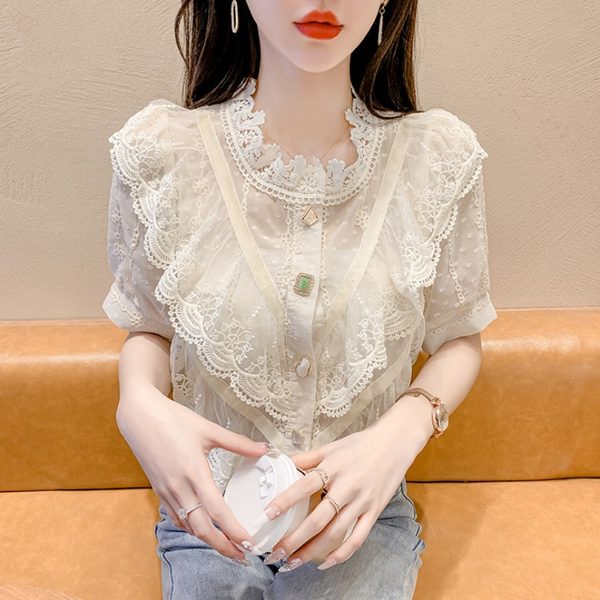 เสื้อลูกไม้ แขนสั้น