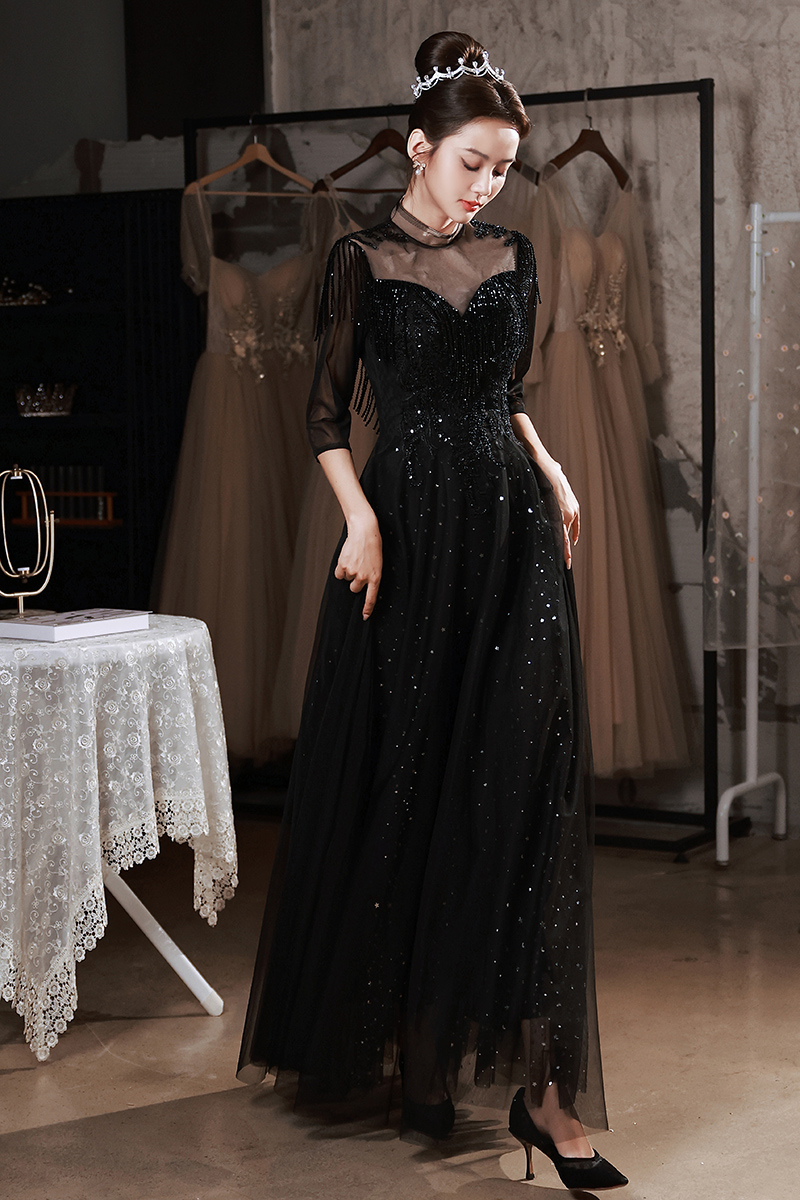 ชุดราตรี ชุดราตรีสวยหรู แบบ ทันสมัย Evening dress