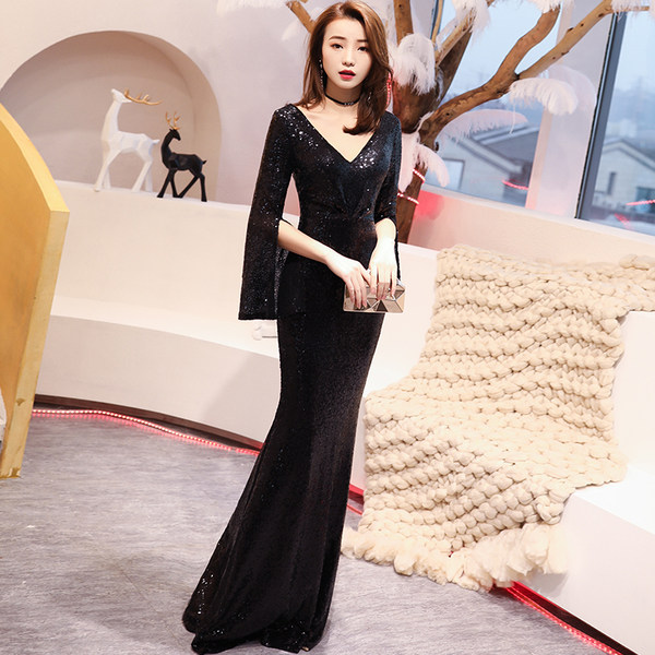ชุดราตรี ชุดราตรีสวยหรู แบบ ทันสมัย Evening dress