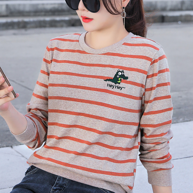 เสื้อยืดวัยรุ่น เสื้อยืดผู้หญิง