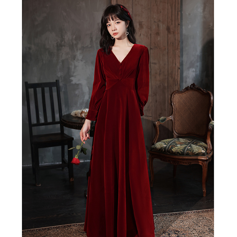 ชุดราตรี ชุดราตรีสวยหรู แบบ ทันสมัย Evening dress