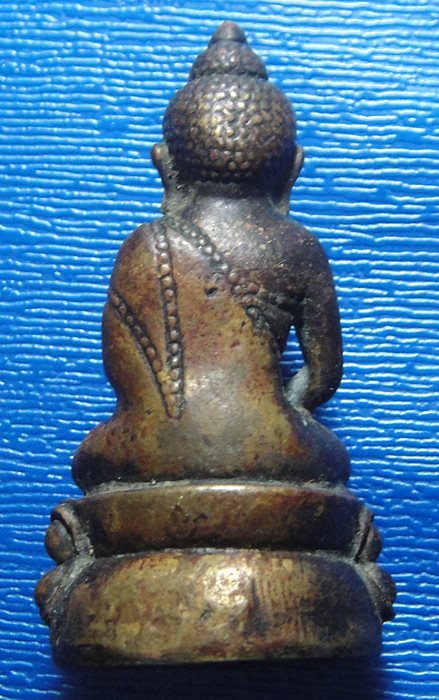 พระกริ่งก้นถ้วย