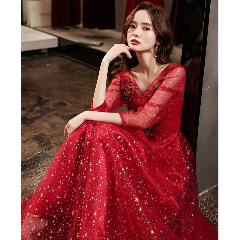ชุดราตรี ชุดราตรีสวยหรู แบบ ทันสมัย Evening dress