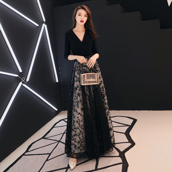 ชุดราตรี ชุดราตรีสวยหรู แบบ ทันสมัย Evening dress