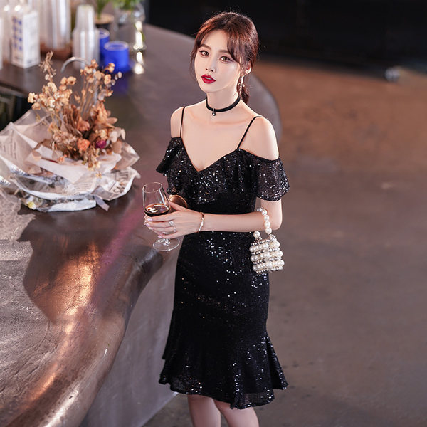ชุดราตรี ชุดราตรีสวยหรู แบบ ทันสมัย Evening dress