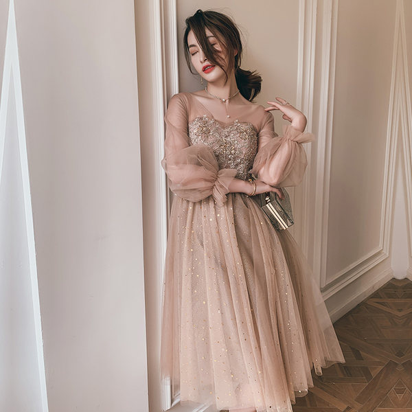 ชุดราตรี ชุดราตรีสวยหรู แบบ ทันสมัย Evening dress