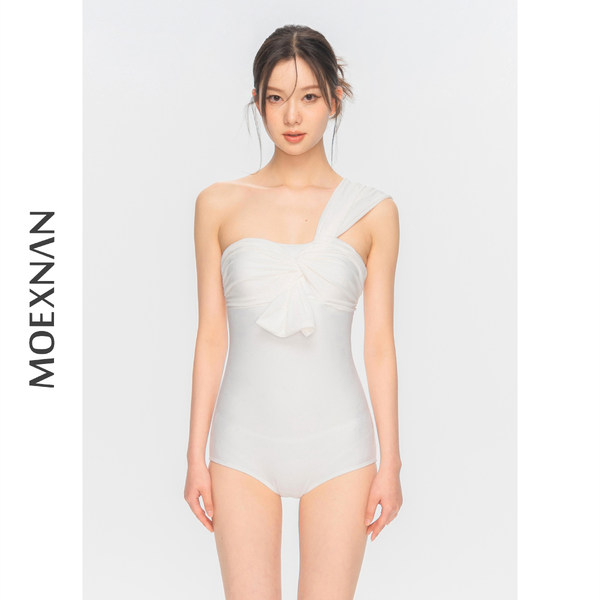 ชุดว่ายน้ำผู้หญิง ชุดว่ายน้ำน่ารัก Bikini ชุดไปทะเล