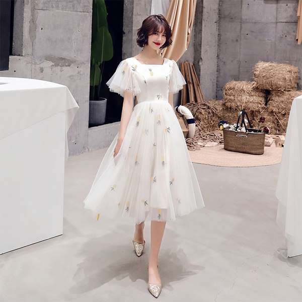 ชุดราตรี ชุดราตรีสวยหรู แบบ ทันสมัย Evening dress