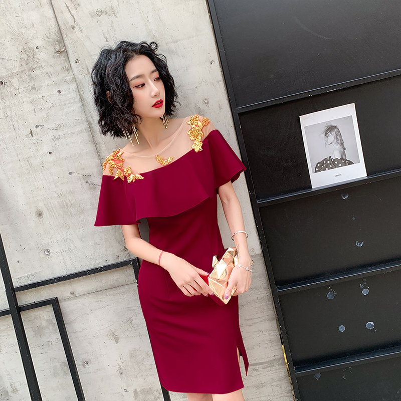 ชุดราตรี ชุดราตรีสวยหรู แบบ ทันสมัย Evening dress